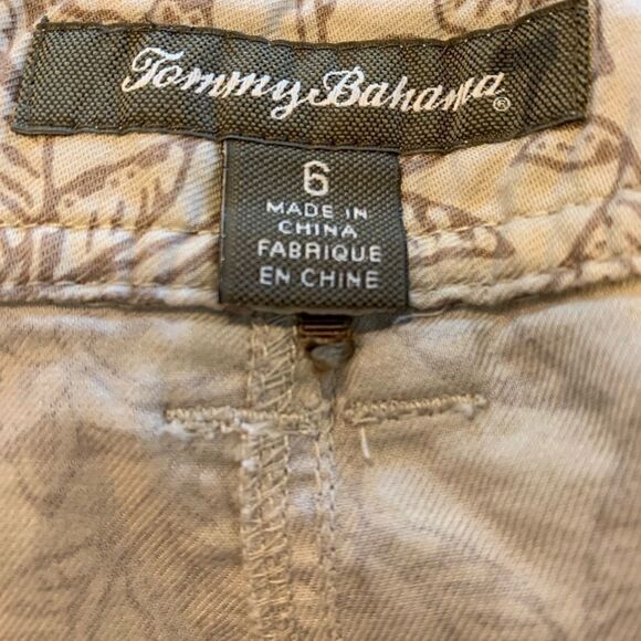 Tommy Bahama Capris - Picture 4 of 5